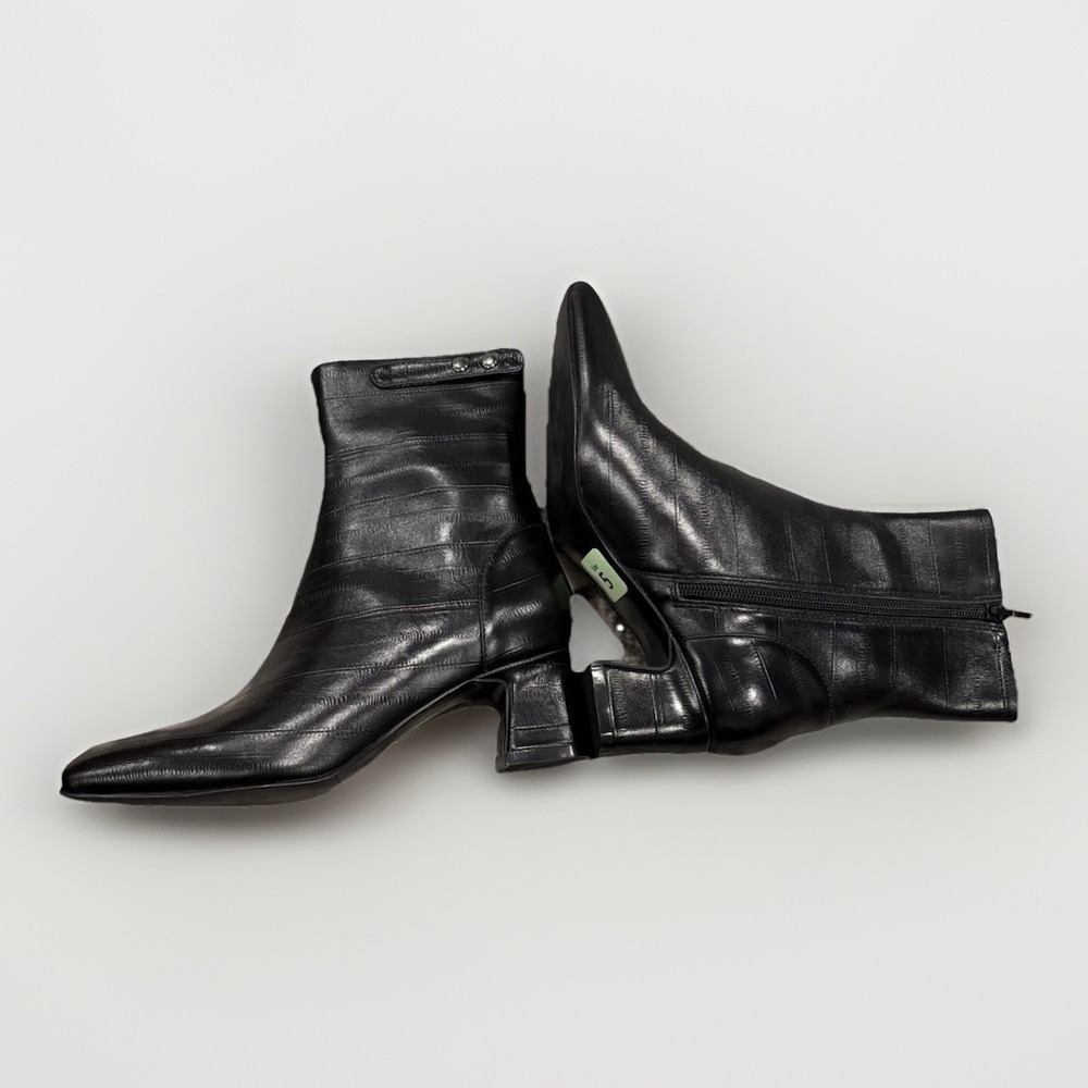 Gini & Albert Luxury Women's Wyn Boot Booties Leather Noir Eel $550 Size 5